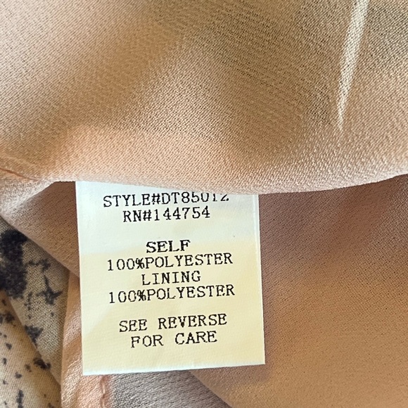 NWT Davi&Dani top size small - Picture 8 of 8